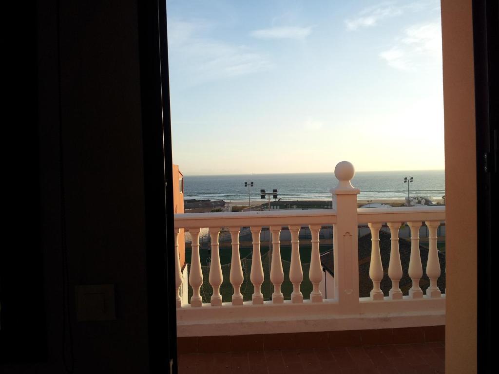 Hostal Tarik Hotel Tarifa Bagian luar foto